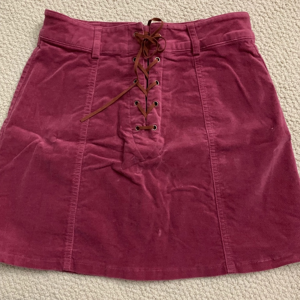 Forever 21 lace mini skirt